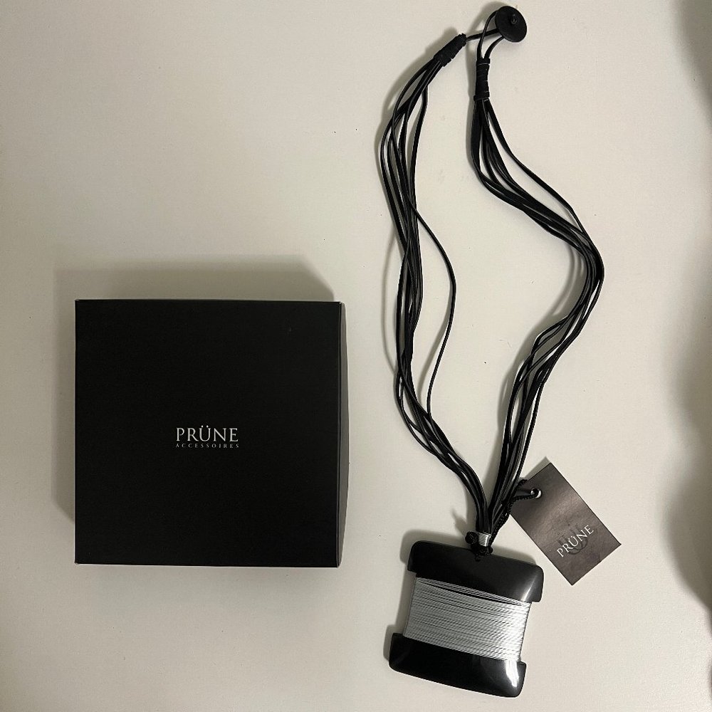 NWT Prune Silver/Black Necklace